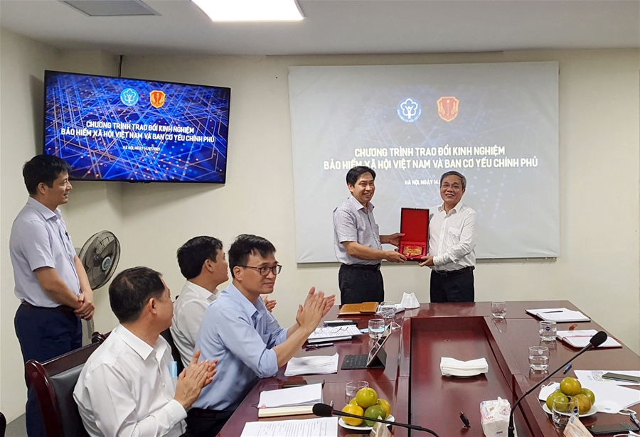 Lãnh đạo Ban Cơ yếu Chính phủ thăm và làm việc với Bảo hiểm xã hội Việt Nam 